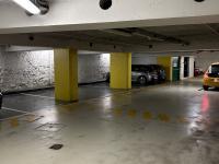 Place de parking à louer - Bordeaux 33000 - Place Pey Berland, 33000 Bordeaux, France
