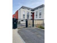 Parking à louer - Pontault-Combault - 11 rue Jean Moulin
