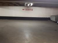 Location de parking (sous-sol) - 0 - R.p . Moretti