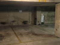 Parking privé (sous-sol) 12 Rue Montéra, 75012 Paris, France