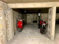  Parking 2-roues à louer - Rue Servan