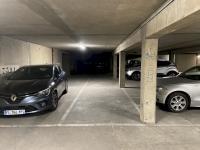 Parking privé (sous-sol) 147 Rue Oberkampf, 75011 Paris, France