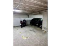 Place de parking à louer - Paris 75018 - 161 Rue Marcadet, 75018 Paris, France - 60 euros