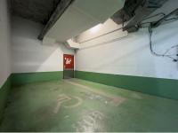 Très grande place de Parking isolée privée (sous-sol) Levallois-Perret 92300