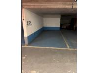 Parking privé (sous-sol) 19 Rue Antonin Raynaud, 92300 Levallois-Perret, France