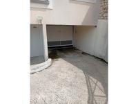 Place de parking à louer - Melun 77000 -  - 55 euros - 14 Rue Doré, 77000 Melun, France