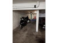Place de parking à louer - Paris 75012 - 40 Rue Chaligny, 75012 Paris, France - 80 euros