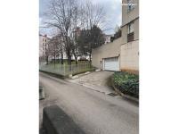 Location de parking moto - Lyon 3 - 32 rue Jeanne Hachette