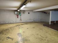 Place de parking à louer - Paris 75008 - 15 Rue Lord Byron, 75008 Paris, France - 260 euros