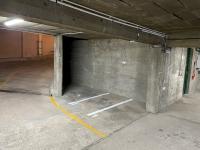 Parking moto 12 Rue De L'aspirant Dargent, 92300 Levallois-Perret, France