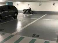 Paris 10 - 53 rue D'hauteville - Place de parking à louer