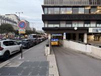 Parking privé (sous-sol) 66 Boulevard Du Montparnasse, 75015 Paris, France