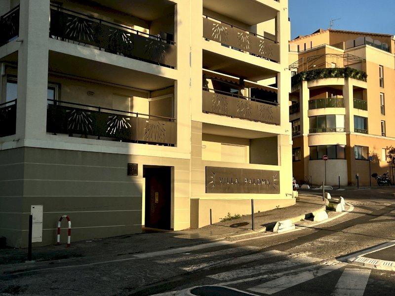 Location BBox fermé 12m² - Résidence sécurisée - Quartiers Ouest La Seyne - 115/mois - Visite rapide (sous-sol) La Seyne-sur-Mer 83500