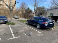 Place de parking à louer - Aix-en-Provence 90 - rue Frédéric Rosa