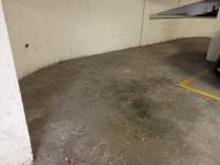 Parking privé (sous-sol) 16 Rue du Docteur Roux, 75015 Paris, France