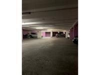 Place de parking à louer - Paris 75018 - 18 Avenue de Saint-Ouen, 75018 Paris, France - 150 euros