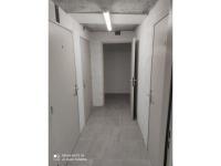 Location de cave - Puget-sur-Argens - place du 8 Mai 1945