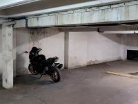 Place de parking à louer - Paris 75013 -  - 45 euros - 117 Boulevard Auguste Blanqui, 75013 Paris, France