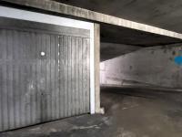 A VENDRE BOX quartier 