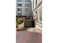 Place de parking sécurisée -1er étage - rue Cadet (9eme arr.)