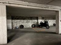 Parking moto sécurisé - Paris 18