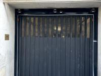 Place de parking à louer - Paris 75018 -  - 40 euros - 12 Rue Ernestine, 75018 Paris, France