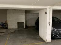 Place de parking à louer - Paris 75018 - 7 Rue Nicolet, 75018 Paris, France - 120 euros
