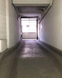 Place de parking à louer - Paris 75018 - 7 Rue Nicolet, 75018 Paris, France - 120 euros