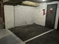 Place de parking idéal motos - deux-roues