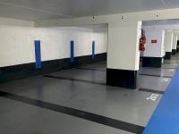 Place de parking couverte - Paris 16e - Auteuil / Chardon-Lagache - 220/mois