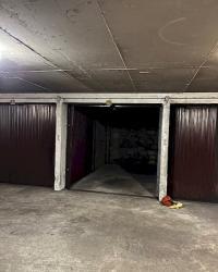 Place de parking à louer - 0 0 -  - 170 euros - 0