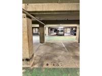 Place de parking à louer - Paris 75015 - 32 Boulevard de Vaugirard, 75015 Paris, France - 105 euros