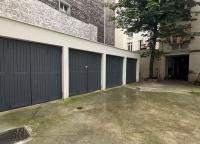 Place de parking à louer - 0 0 -  - 250 euros - 0