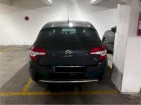 Parking privé (sous-sol) 0