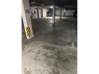 Parking privé (sous-sol) 0