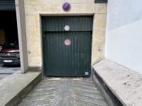 Place de parking à louer - Vincennes 94300 - 25 Rue Georges Huchon, 94300 Vincennes, France - 100 euros
