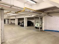 Place de parking à louer - Paris 75010 - 12 Rue Dieu, 75010 Paris, France - 125 euros