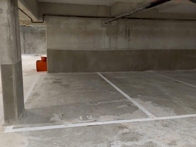 Places de parkings en sous sol jouars ponchartrin
