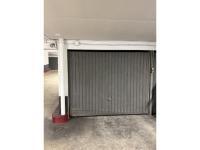 Place de parking à louer - Paris 75116 - 40 Rue Lauriston, 75116 Paris, France - 2500 euros