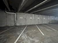 Parking sécurisé Paris 18e, badge, 100 /mois
