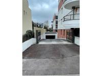 Location de parking (sous-sol) - Rueil-Malmaison - 10 rue Edmond Blanc