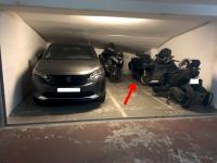 Parking à louer - Paris 17 - rue Guersant