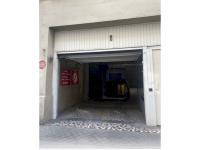 Place de parking à louer - Paris 75009 - 71 Rue de Dunkerque, 75009 Paris, France - 160 euros