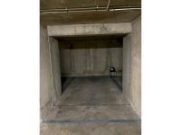 Place de parking à louer - Paris 75013 - 17 Rue de Domrémy, 75013 Paris, France - 100 euros