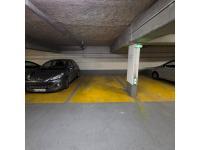 Parking privé (sous-sol) 11 Rue Collange, 92300 Levallois-Perret, France