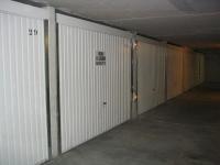 Box fermé sécurisé à louer à Marseille