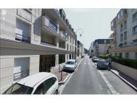 1 place de parking à louer à Saint-Maurice