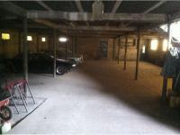 Place dans garage fermé à louer à Talence