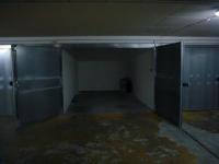 Loue box fermé à Paris